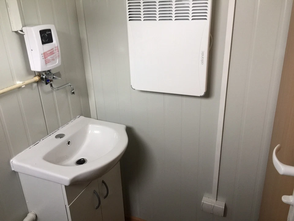 CABINA UFFICIO / SALOTTO CON WC - bungalow autre - C.E.S. Container - photo 3