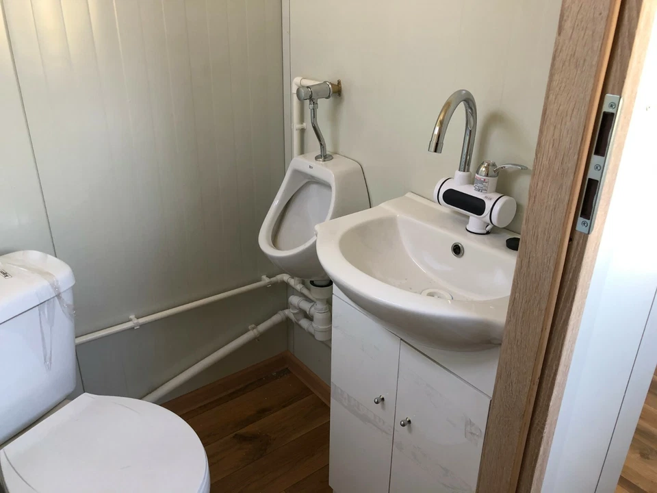 CABINA UFFICIO CON WC - bungalow STD - C.E.S. Container - photo 2