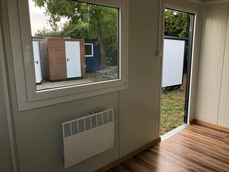 CABINA UFFICIO ISOLATA DI GUARDIA, PORTINERIA - immagini 4